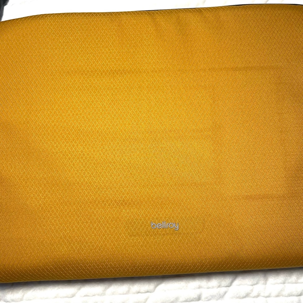 Bellroy Mustard Laptop Sleeve • 10" x 13.5" - Picture 3 of 6